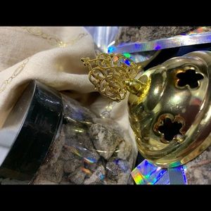 Meet your Posher, Jasmine